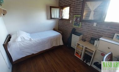 Hermosa propiedad en venta en Sierra de los Padres. Gas natural conectado.