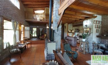 Hermosa propiedad en venta en Sierra de los Padres. Gas natural conectado.