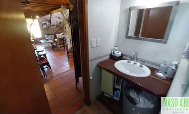 Hermosa propiedad en venta en Sierra de los Padres. Gas natural conectado.