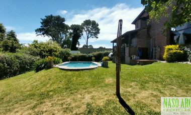 Hermosa propiedad en venta en Sierra de los Padres. Gas natural conectado.