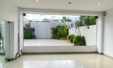 Piso en venta en Bernal Centro