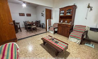 Casa en venta c/ cochera en Burzaco