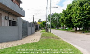 Casa en venta c/ cochera en Burzaco