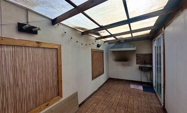 Casa en Arriendo en Jardin Austral