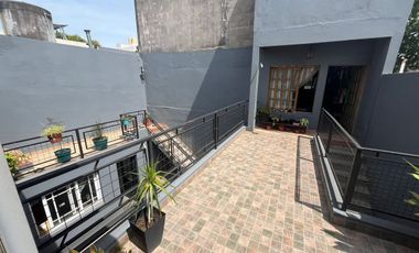 Venta Ph 3 Amb c/ cochera/taller/quincho Liniers