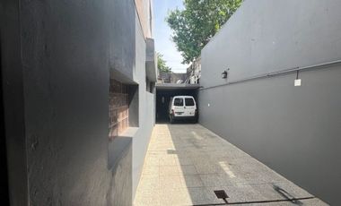 Venta Ph 3 Amb c/ cochera/taller/quincho Liniers