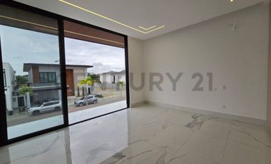 Casa en venta en Sotavento, isla Mocolí 485 m² de construcción