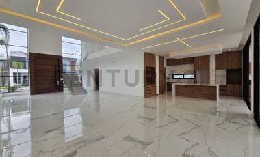 Casa en venta en Sotavento, isla Mocolí 485 m² de construcción