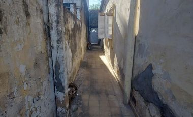 Casa en  Avda. Lopez y Planes al 3800