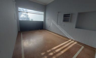 Casa en  Avda. Lopez y Planes al 3800