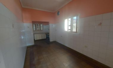 Casa en  Avda. Lopez y Planes al 3800