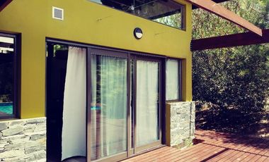 Casa en venta - 3 Dormitorios 3 Baños - 675mts2 - Mar de las Pampas