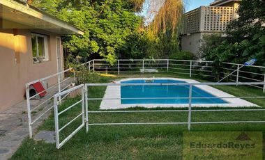 Casa en Country El Paraíso