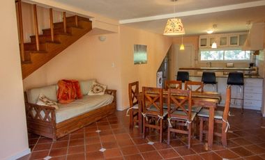 Dúplex en  venta - 2 Dormitorios 2 Baños - 607mts2 - Mar Azul