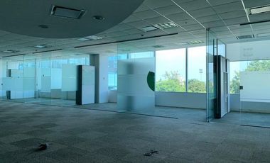 Alquiler de oficina de 700 m2 en Olivos
