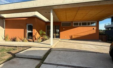 Casa en  Greenville Polo & Resort