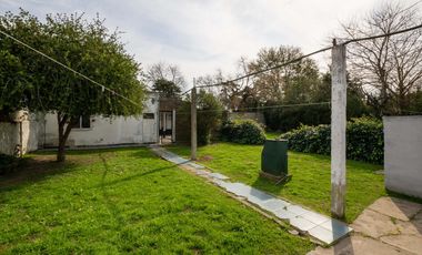 CHALET BARRIO RESIDENCIAL