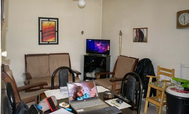 CHALET BARRIO RESIDENCIAL