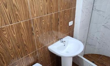 VENTA DE DEPARTAMENTO EN CAJAMARCA EN LARRY JHONSON 2DO PISO INTERIOR