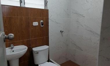 VENTA DE DEPARTAMENTO EN CAJAMARCA EN LARRY JHONSON 2DO PISO INTERIOR