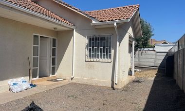 Arrienda casa excelente ubicación, cercana Hospital, enlaces