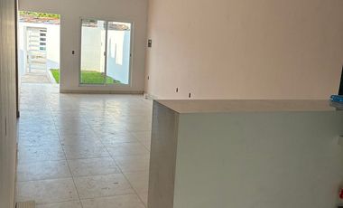 Casa en venta una sola planta, moderna.