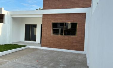 Casa en venta una sola planta, moderna.