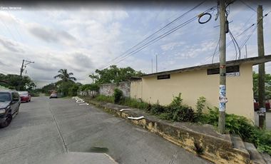 Terreno amplio con casa.