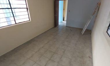 Terreno amplio con casa.