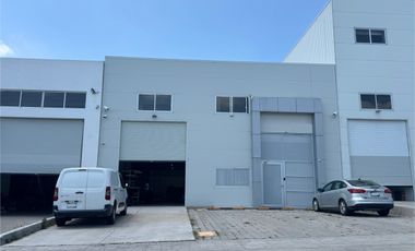 BODEGA CON OFICINAS VENTA TERRA BUSINESS PARK I excelente ubicacion