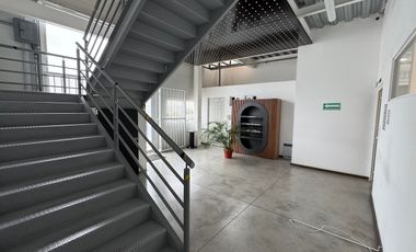 BODEGA CON OFICINAS VENTA TERRA BUSINESS PARK I excelente ubicacion