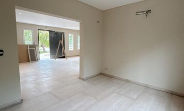 Alquiler Anual Casa a Estrenar, Impecable, Excelente Calidad Lote interno