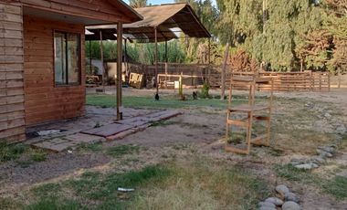 ARRIENDO CASA MADERA CHAMPA DARIO PAVEZ COMUNA DE PAINE