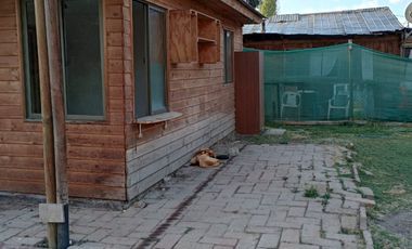 ARRIENDO CASA MADERA CHAMPA DARIO PAVEZ COMUNA DE PAINE