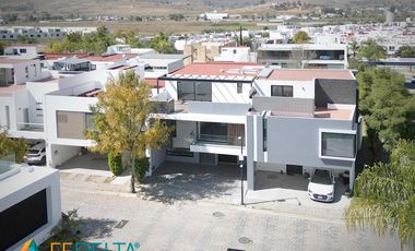 Casa en VENTA P. Queretaro Lomas de Angelópolis Cholula Puebla.
