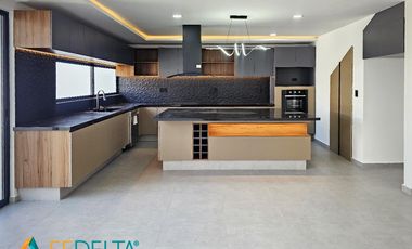 Casa en VENTA P. Queretaro Lomas de Angelópolis Cholula Puebla.