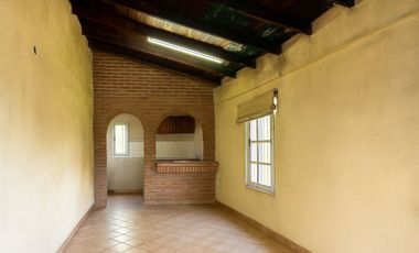 CASA A RECICLAR OPORTUNIDAD / PERMUTA