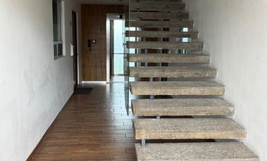 Se Renta Departamento  Amueblado de 2 niveles y RoofGarden privado en Juriquilla