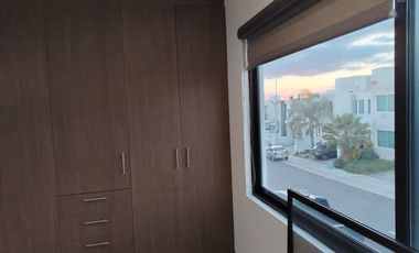 CASA EN RENTA EN EL REFUGIO, DENTRO DE BOJAI, QUERETARO