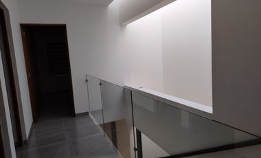 CASA EN RENTA EN EL REFUGIO, DENTRO DE BOJAI, QUERETARO