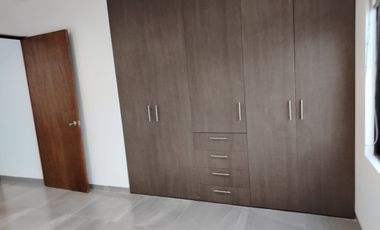 CASA EN RENTA EN EL REFUGIO, DENTRO DE BOJAI, QUERETARO