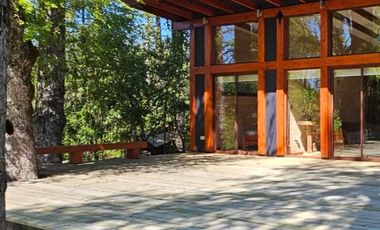 Casa en venta c/ estacionamiento en Camino Villarrica a Pucón