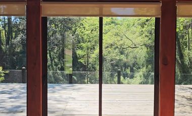 Casa en venta c/ estacionamiento en Camino Villarrica a Pucón