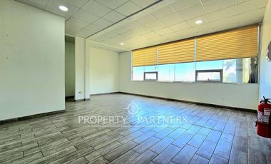 Oficina Comercial en moderno edificio