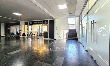 Oficina Comercial en moderno edificio