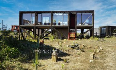 Pichilemu, Linda Casa con vista al mar en Punta de Lobos