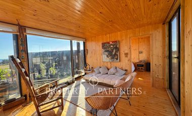 Pichilemu, Linda Casa con vista al mar en Punta de Lobos