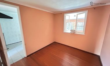 Casa Sumar; 2 pisos, excelente estado familiar