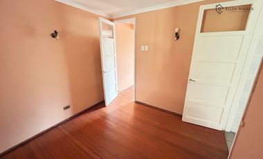 Casa Sumar; 2 pisos, excelente estado familiar