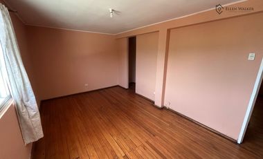 Casa Sumar; 2 pisos, excelente estado familiar